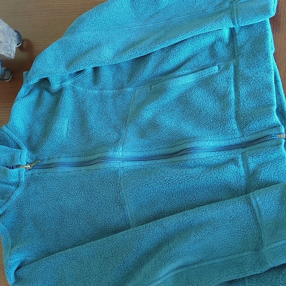 Women's Patagonia jacket small - Picture 3 of 5